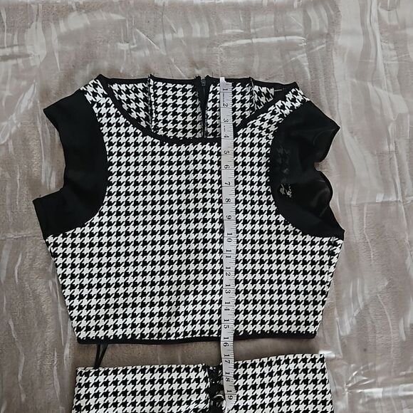 Guess Women's Houndstooth 2 Piece Matching Top & Midi Skirt Medium Black & White - Picture 7 of 16